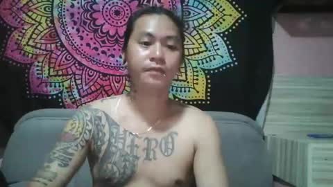 Snapshot of puff_master420 chatting on March 9, 1:46 am puff_master420 online show from March 9, 1:46 am