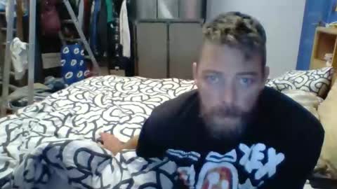 pug2222 online show from September 28, 3:01 am