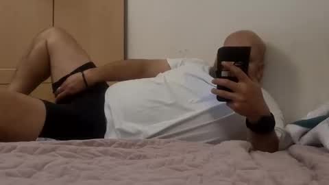 Snapshot of pulpdiction2 chatting on December 5, 5:20 pm Pulp online show from December 5, 5:20 pm