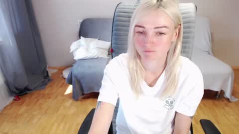 Polly online show from July 5, 4:52 am