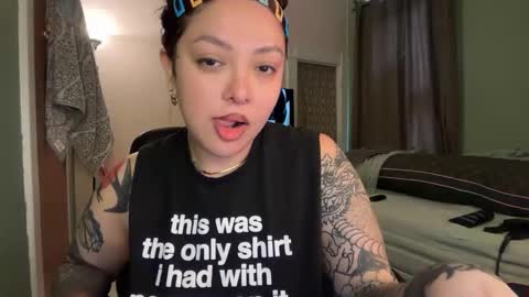 Pumpkin bunny online show from April 7, 9:48 pm