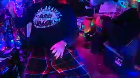 Snapshot of punkrunr083 chatting on February 3, 9:25 am punkrunr083 online show from February 3, 9:25 am