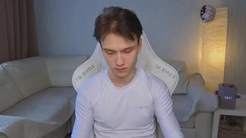 Snapshot of pupsenish chatting on October 10, 8:02 am Jesse online show from October 10, 8:02 am