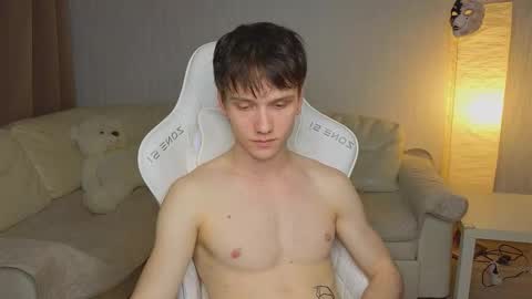 Snapshot of pupsenish chatting on October 17, 3:58 pm Jesse online show from October 17, 3:58 pm