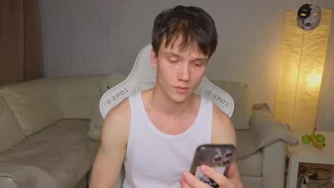 Snapshot of pupsenish chatting on October 18, 3:35 pm Jesse online show from October 18, 3:35 pm