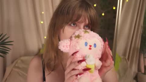 Snapshot of pure_dirt chatting on October 25, 6:10 am constant schedule Wednesday Friday Saturday Sunday The Rosemarie online show from October 25, 6:10 am