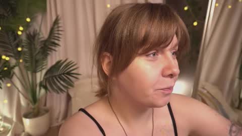 Snapshot of pure_dirt chatting on November 4, 6:12 am constant schedule Wednesday Friday Saturday Sunday The Rosemarie online show from November 4, 6:12 am