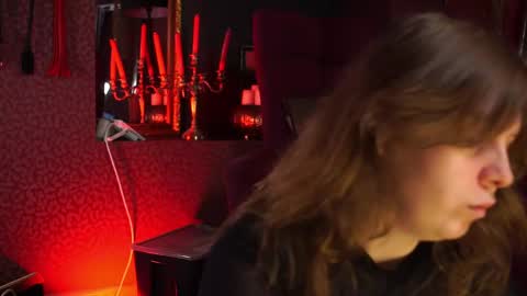 constant schedule Wednesday  Friday  Saturday  Sunday  The Rosemarie online show from April 7, 5:41 am