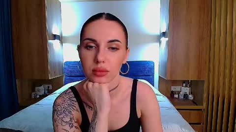 Julia online show from June 4, 4:57 pm
