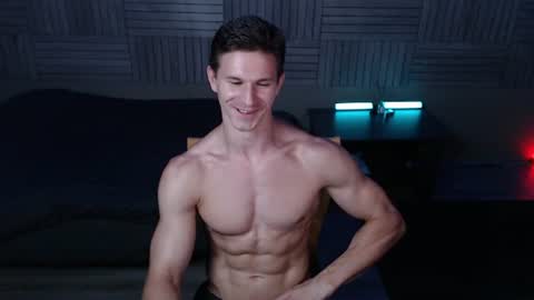 Snapshot of puremenshape chatting on July 6, 3:03 pm puremenshape online show from July 6, 3:03 pm