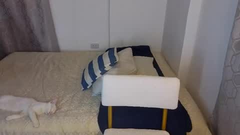 purepleasure25 online show from April 23, 9:06 pm