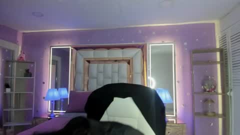 Snapshot of puretemptation_ chatting on July 10, 8:22 pm Experienced guys online show from July 10, 8:22 pm