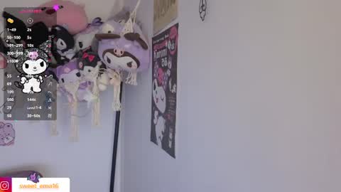 Snapshot of purple_ema chatting on June 29, 5:46 pm purple_ema online show from June 29, 5:46 pm