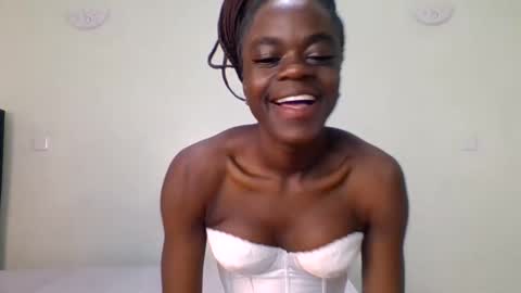 purple_honey1 online show from May 9, 2:44 pm