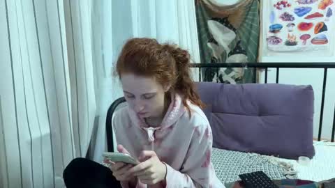 Francine online show from November 12, 3:23 pm