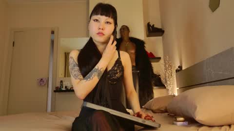 PurpleDiva online show from March 1, 4:31 pm