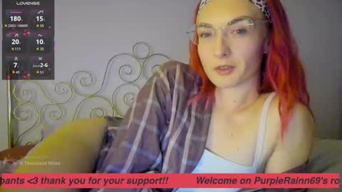 Snapshot of purplerainn69 chatting on February 18, 7:10 pm PurpleRainn69 Dina online show from February 18, 7:10 pm