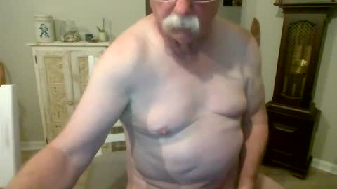 Snapshot of purpleshroom chatting on February 19, 5:03 am purpleshroom online show from February 19, 5:03 am