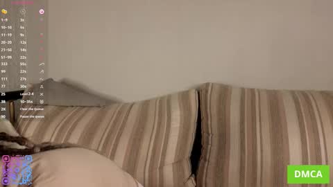 Snapshot of purssophie chatting on October 28, 5:33 am Sophie Fav patterns 99199444press my buttons see what happens online show from October 28, 5:33 am