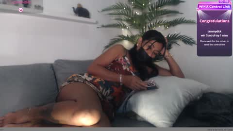 Snapshot of pussycash chatting on January 9, 9:16 pm POCCA online show from January 9, 9:16 pm