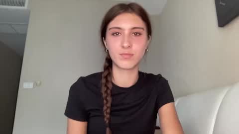 Snapshot of pussygir007 chatting on December 10, 10:28 am pussygirl007 online show from December 10, 10:28 am