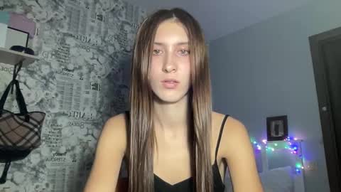 Snapshot of pussygir007 chatting on December 25, 10:50 am pussygirl007 online show from December 25, 10:50 am