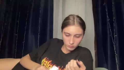 Snapshot of pussygir007 chatting on January 3, 11:14 am pussygirl007 online show from January 3, 11:14 am