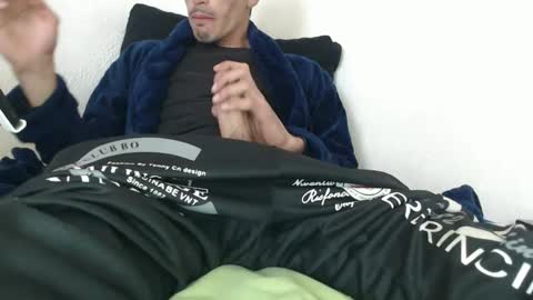 Snapshot of pussyhunterpt chatting on January 31, 4:17 pm Ruck Fules online show from January 31, 4:17 pm