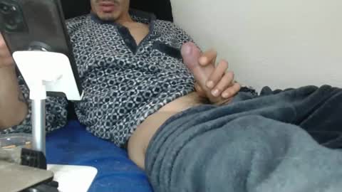 Snapshot of pussyhunterpt chatting on February 28, 9:33 pm Ruck Fules online show from February 28, 9:33 pm