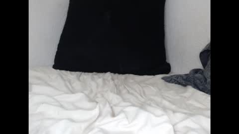 Snapshot of pussyhunterpt chatting on October 28, 8:11 pm Ruck Fules online show from October 28, 8:11 pm