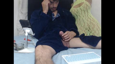 Snapshot of pussyhunterpt chatting on December 5, 8:16 pm Ruck Fules online show from December 5, 8:16 pm