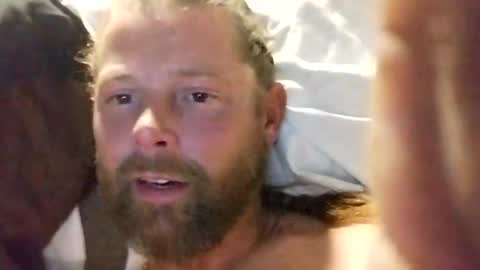 Snapshot of pussylicker517038 chatting on January 28, 6:16 am pussylicker517038 online show from January 28, 6:16 am