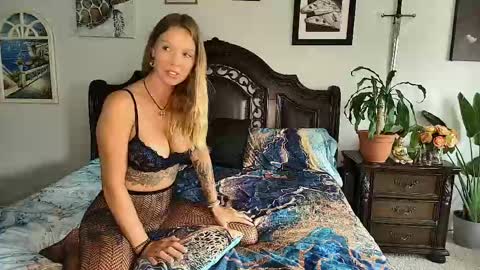 Rachel online show from April 16, 2:29 pm