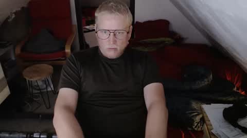 Snapshot of pussylovercb chatting on September 15, 7:41 am pussylovercb online show from September 15, 7:41 am