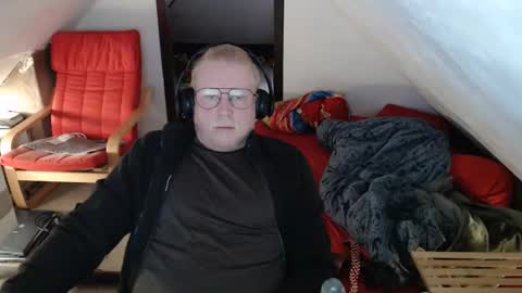 Snapshot of pussylovercb chatting on October 29, 9:55 am pussylovercb online show from October 29, 9:55 am