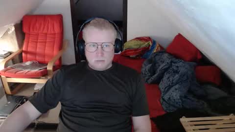 Snapshot of pussylovercb chatting on October 31, 10:27 am pussylovercb online show from October 31, 10:27 am