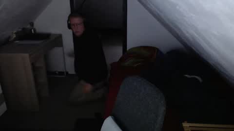 Snapshot of pussylovercb chatting on December 1, 8:41 am pussylovercb online show from December 1, 8:41 am