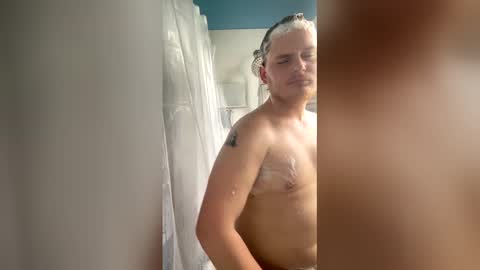 pussyman644357 online show from April 30, 9:30 pm