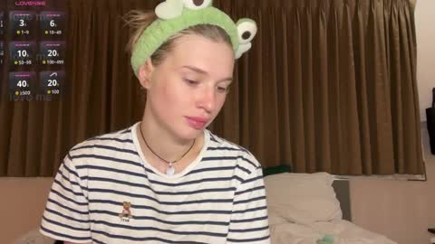 Lina online show from April 4, 9:12 pm