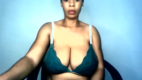 pussywet8623448 online show from June 2, 10:39 am