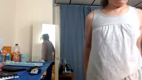 putiputi4u online show from July 4, 4:40 am