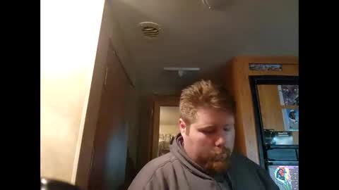 Snapshot of puttysucker69 chatting on April 1, 4:46 am puttysucker69 online show from April 1, 4:46 am