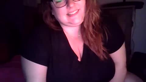 Snapshot of putyourdinsydney chatting on February 3, 6:40 am Sydney online show from February 3, 6:40 am