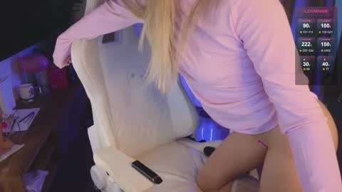 pwzx online show from February 17, 1:18 pm