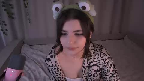 Ava online show from July 12, 8:11 pm