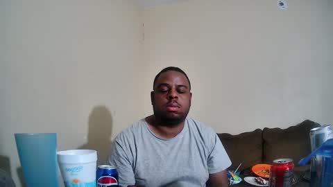 Snapshot of qbeastq2good chatting on December 3, 9:33 am firehot online show from December 3, 9:33 am