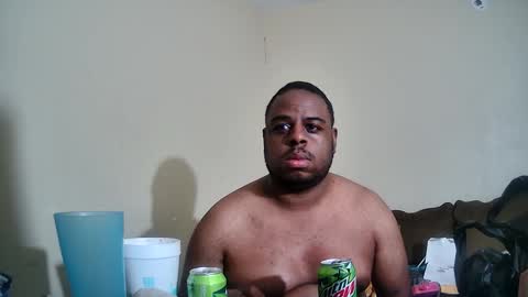 Snapshot of qbeastq2good chatting on December 9, 7:06 am firehot online show from December 9, 7:06 am