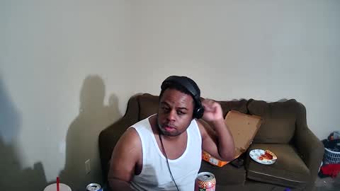 Snapshot of qbeastq2good chatting on January 6, 5:41 am firehot online show from January 6, 5:41 am