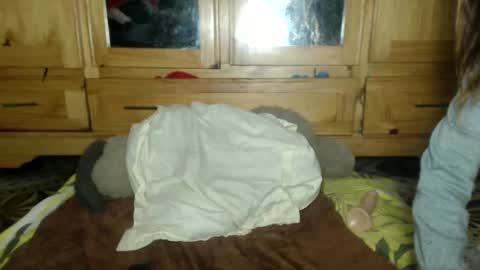 Snapshot of qeen_sexy chatting on March 8, 2:45 am queen sexy online show from March 8, 2:45 am