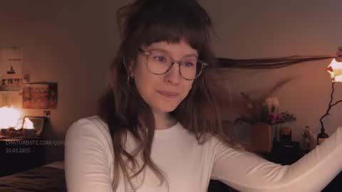 Snapshot of quack__quack chatting on March 10, 3:30 pm online show from March 10, 3:30 pm